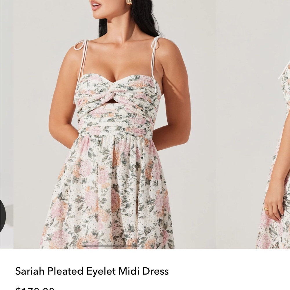Astr Floral Print Midi Dress - Picture 2 of 7